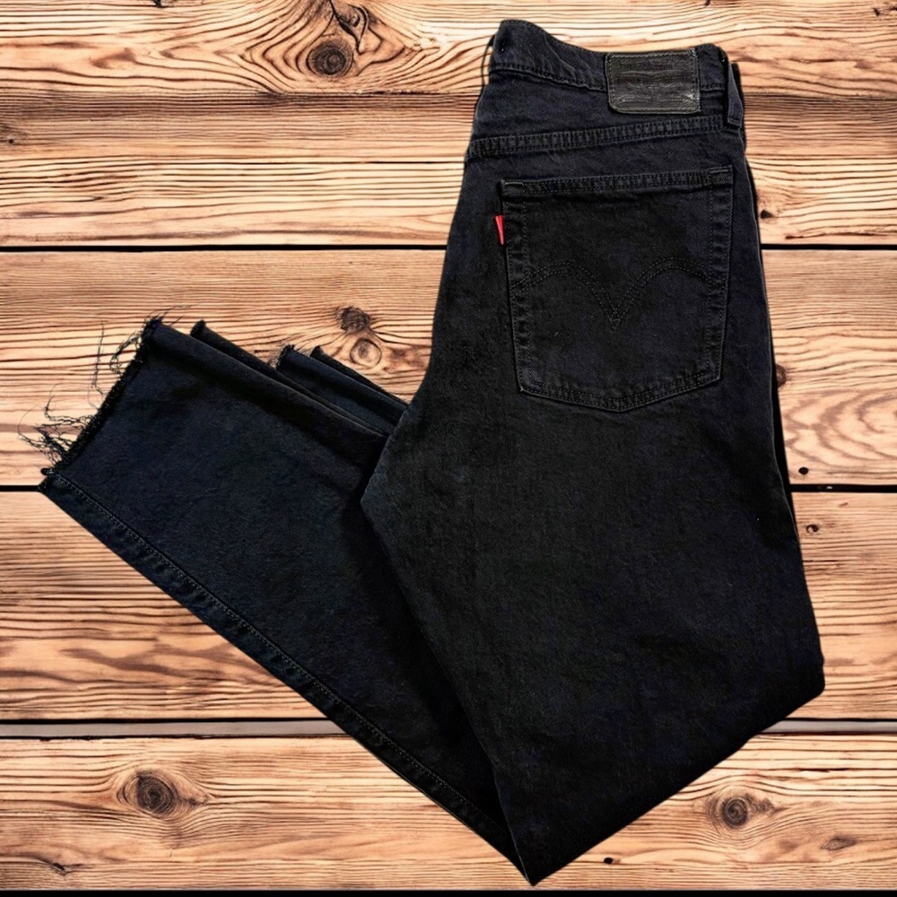 Levis Premium Wedgie Button Fly High Rise Frayed Hem Black Jeans | Size 29 - Picture 2 of 16